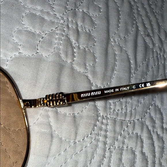 new Miu Miu Gold Aviator Sunglasses - Picture 3 of 6